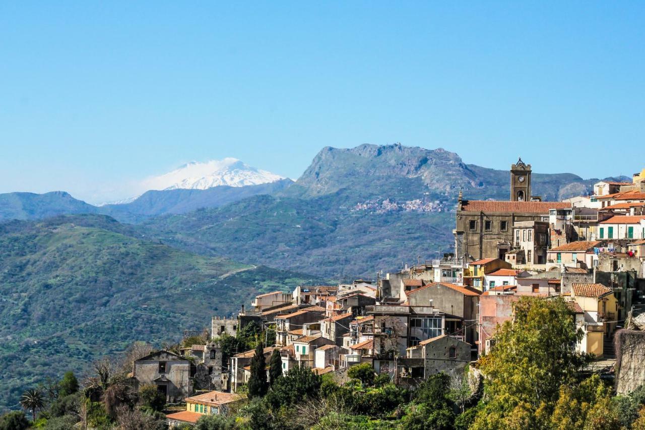 Due Sicilie Maison De Charme Casalvecchio Siculo Buitenkant foto