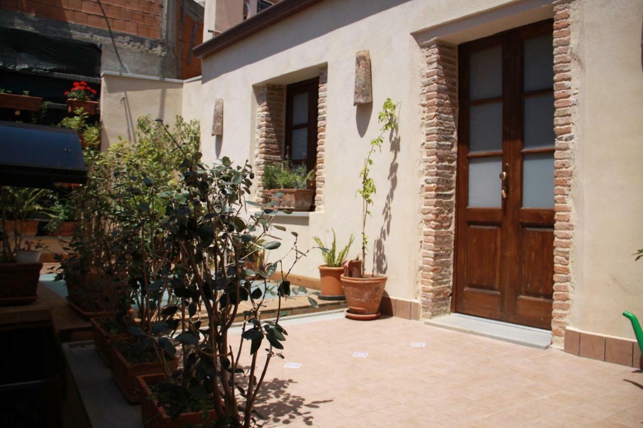 Due Sicilie Maison De Charme Casalvecchio Siculo Buitenkant foto