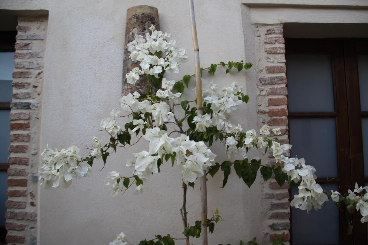Due Sicilie Maison De Charme Casalvecchio Siculo Buitenkant foto